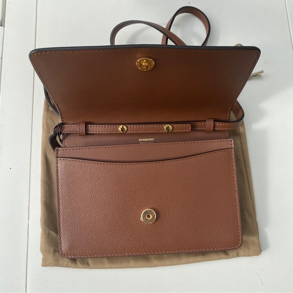 SOLD‼️NWT Burberry Hampshire Small Embossed Crossbody Bag or Clutch - Picture 10 of 10